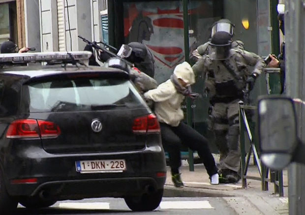 Салех Абдеслам изручен Француској: Терориста хоће да прича